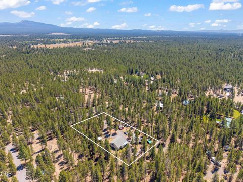 Tiny photo for 53621 Woodchuck Drive, La Pine, OR 97739 (MLS # 220224529)