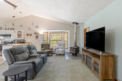 Tiny photo for 53621 Woodchuck Drive, La Pine, OR 97739 (MLS # 220224529)