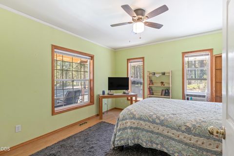Tiny photo for 53621 Woodchuck Drive, La Pine, OR 97739 (MLS # 220224529)