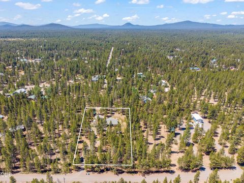 Tiny photo for 53621 Woodchuck Drive, La Pine, OR 97739 (MLS # 220224529)
