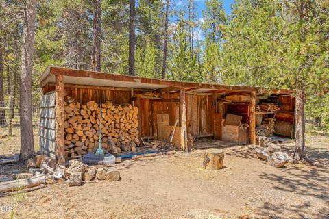 Tiny photo for 53621 Woodchuck Drive, La Pine, OR 97739 (MLS # 220224529)