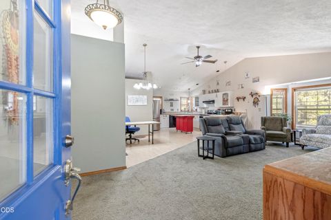 Tiny photo for 53621 Woodchuck Drive, La Pine, OR 97739 (MLS # 220224529)