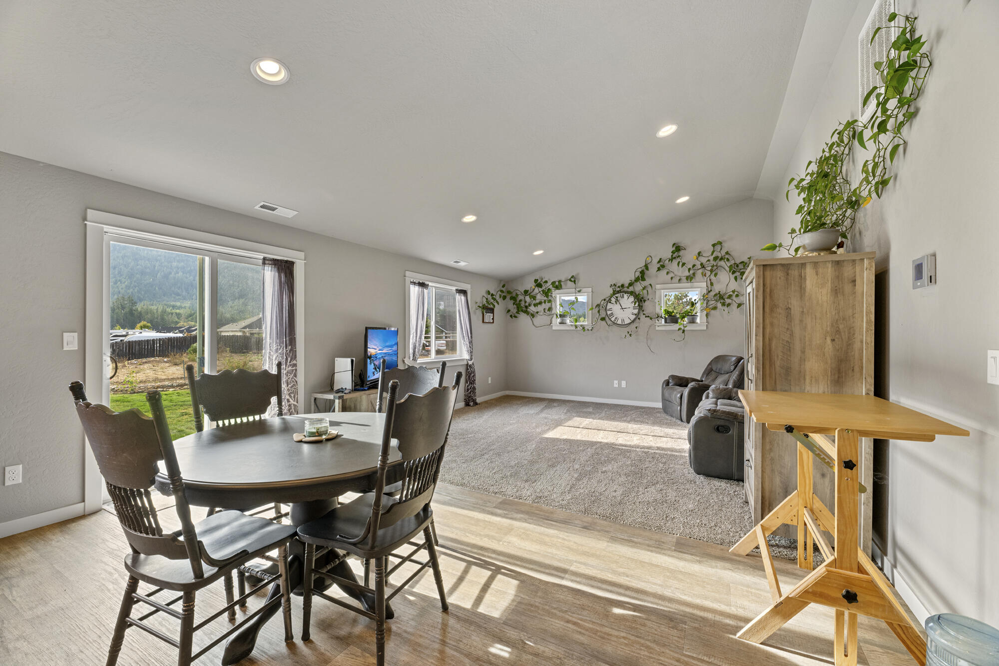 Illinois River Estates - Residential