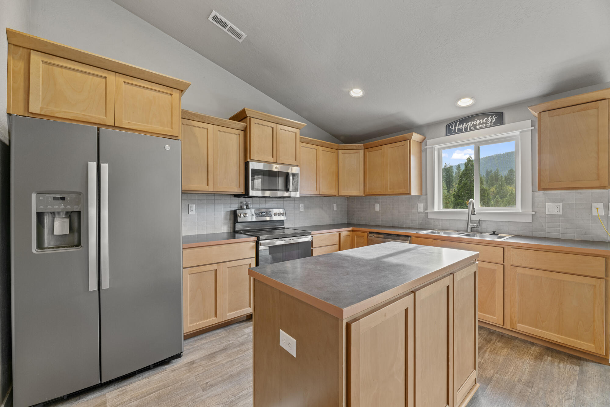 Illinois River Estates - Residential