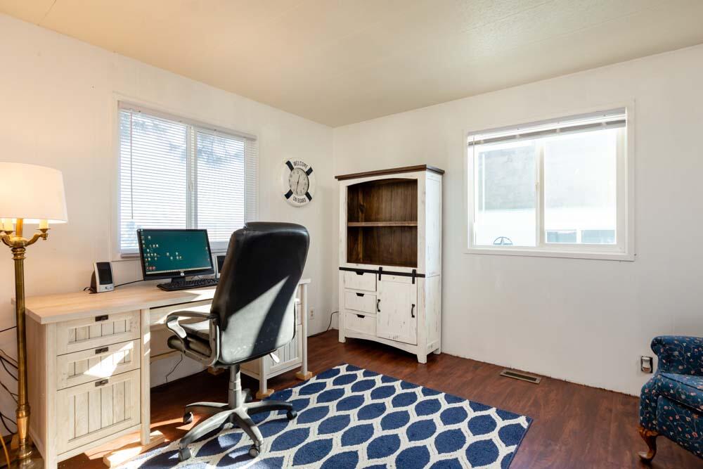 Henley Acres - Residential