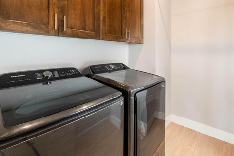 Tiny photo for 758 NE Whistle Way, Prineville, OR 97754 (MLS # 220209683)