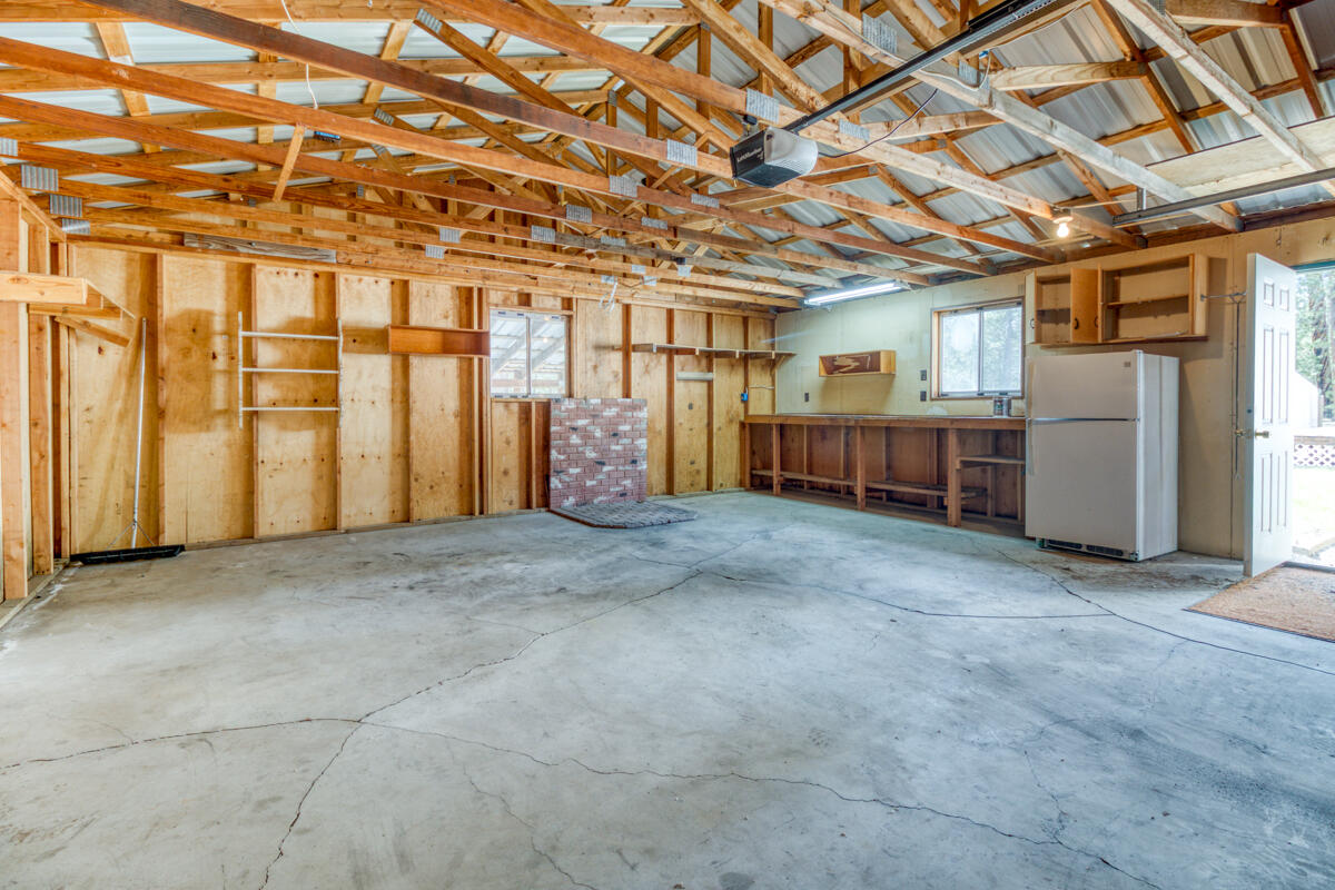 Ponderosa Pines - Residential