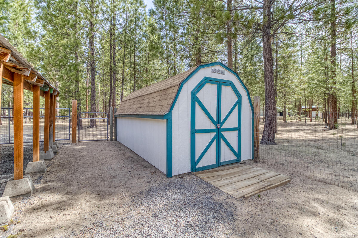 Ponderosa Pines - Residential