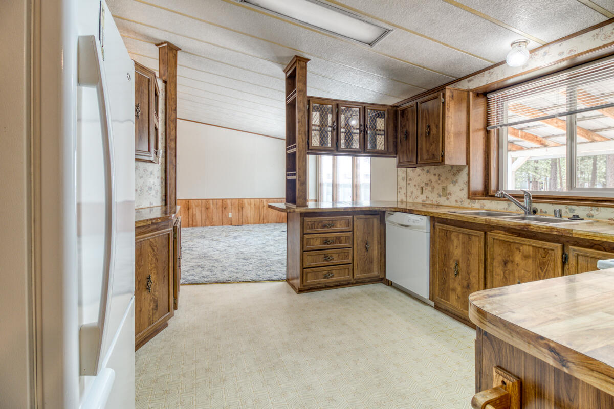 Ponderosa Pines - Residential