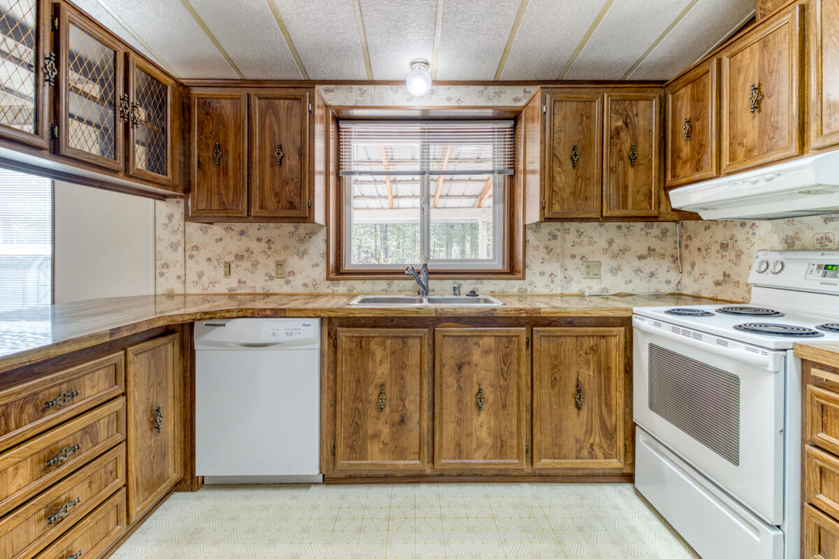 Ponderosa Pines - Residential