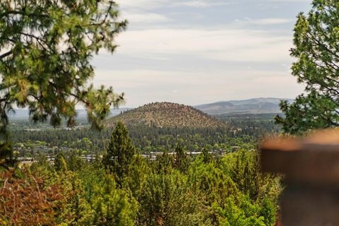 Tiny photo for 3057 NW Colonial Drive, Bend, OR 97703 (MLS # 220216926)