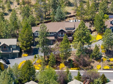 Tiny photo for 3057 NW Colonial Drive, Bend, OR 97703 (MLS # 220216926)