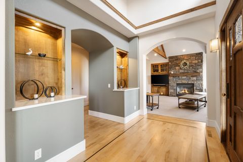 Tiny photo for 3057 NW Colonial Drive, Bend, OR 97703 (MLS # 220216926)