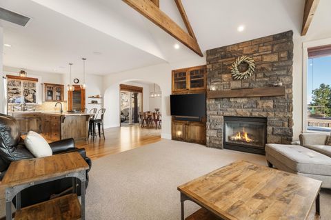 Tiny photo for 3057 NW Colonial Drive, Bend, OR 97703 (MLS # 220216926)