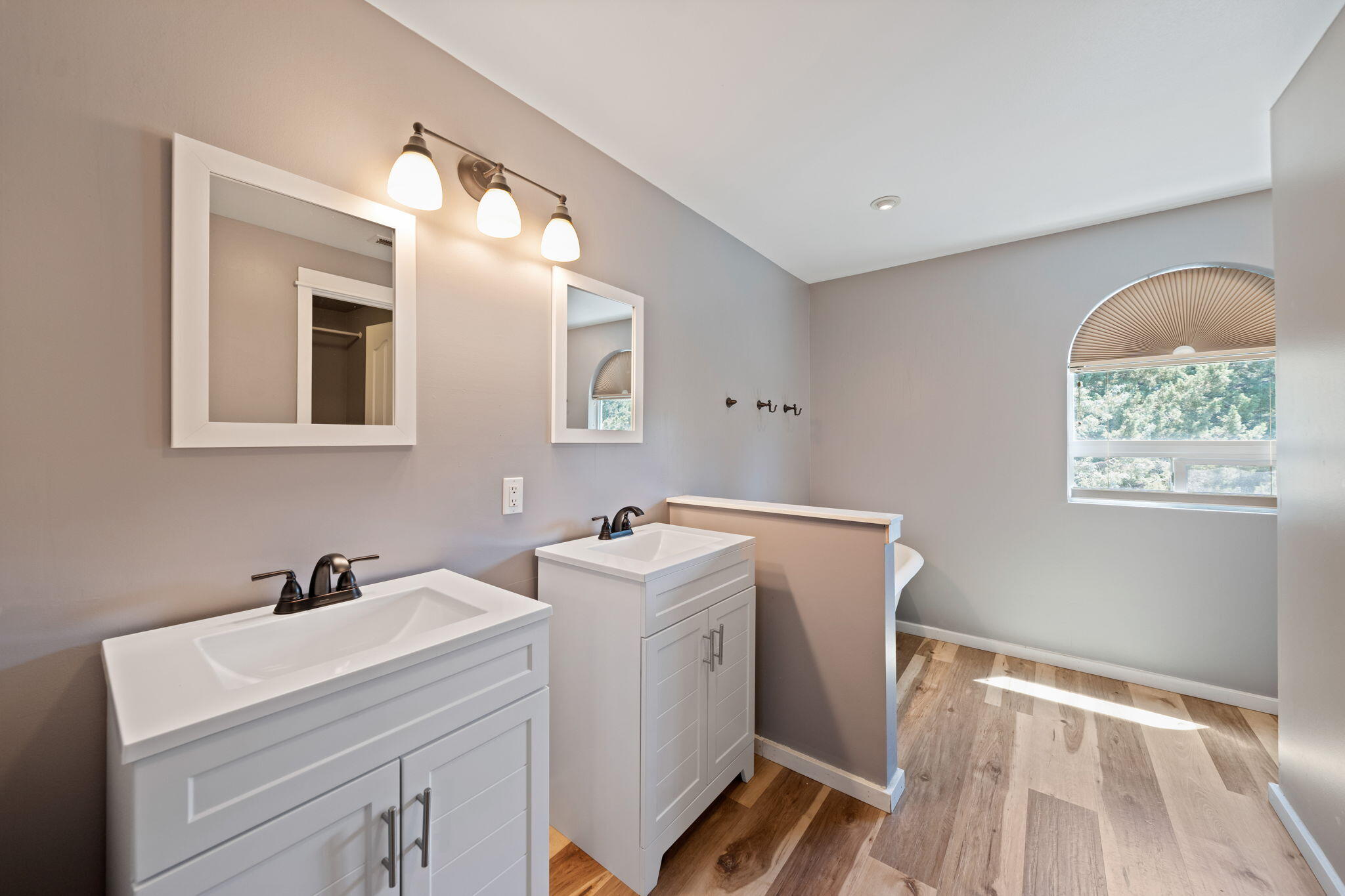 Squaw Creek Canyon - Residential