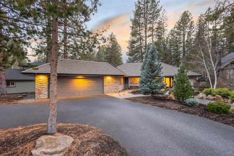 Tiny photo for 60755 Currant Way, Bend, OR 97702 (MLS # 220217738)