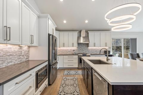 Tiny photo for 60755 Currant Way, Bend, OR 97702 (MLS # 220217738)