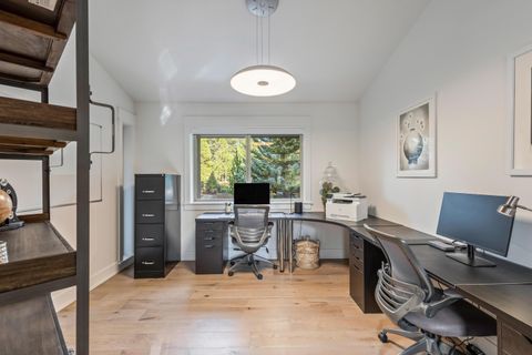 Tiny photo for 60755 Currant Way, Bend, OR 97702 (MLS # 220217738)