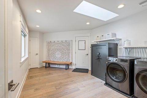 Tiny photo for 60755 Currant Way, Bend, OR 97702 (MLS # 220217738)