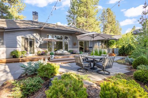 Tiny photo for 60755 Currant Way, Bend, OR 97702 (MLS # 220217738)