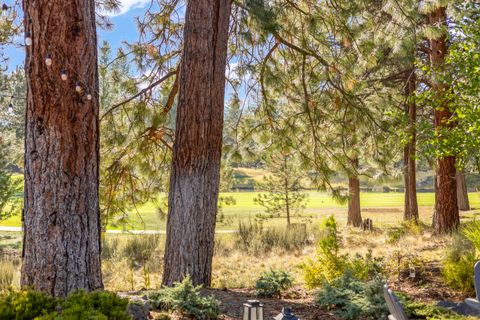 Tiny photo for 60755 Currant Way, Bend, OR 97702 (MLS # 220217738)