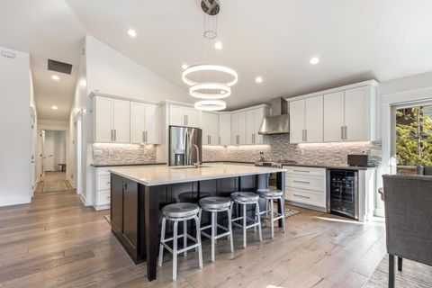 Tiny photo for 60755 Currant Way, Bend, OR 97702 (MLS # 220217738)