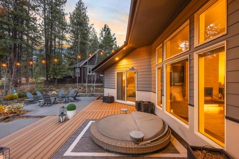 Tiny photo for 60755 Currant Way, Bend, OR 97702 (MLS # 220217738)