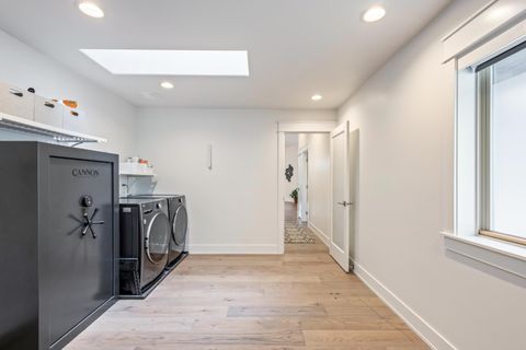 Tiny photo for 60755 Currant Way, Bend, OR 97702 (MLS # 220217738)