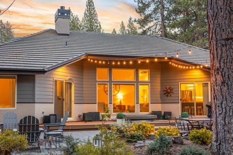 Tiny photo for 60755 Currant Way, Bend, OR 97702 (MLS # 220217738)