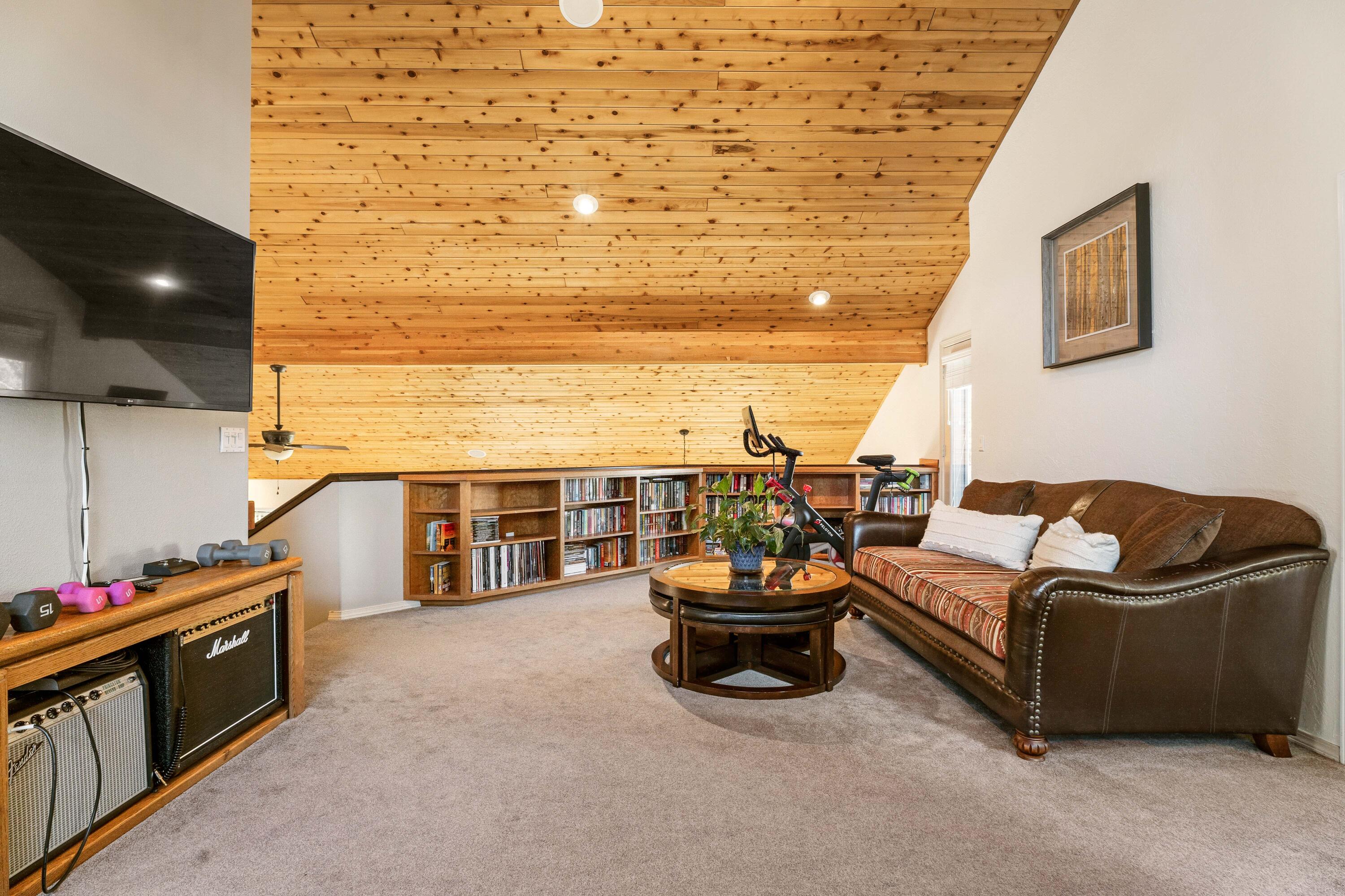 Eagle Crest - Residential