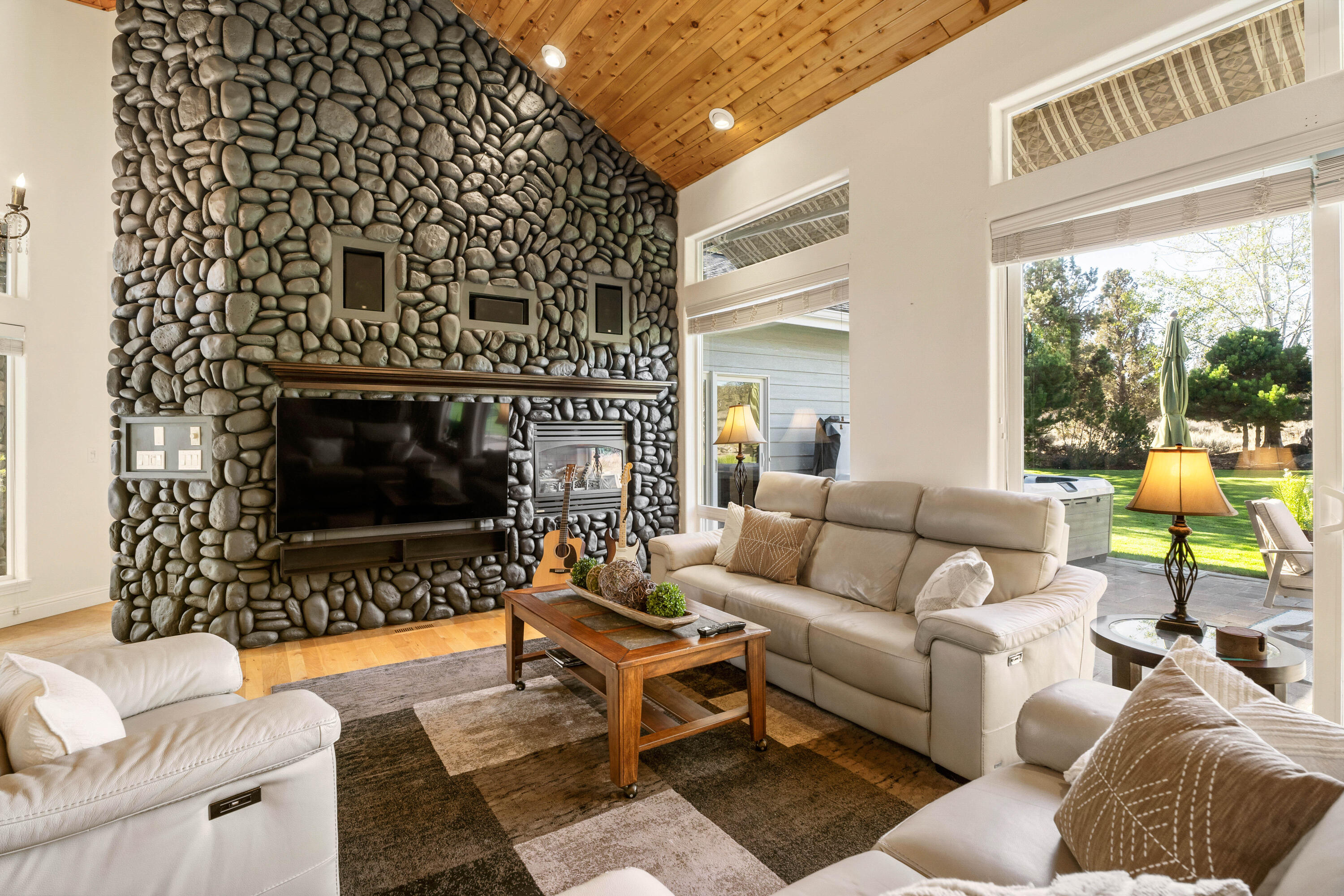 Eagle Crest - Residential