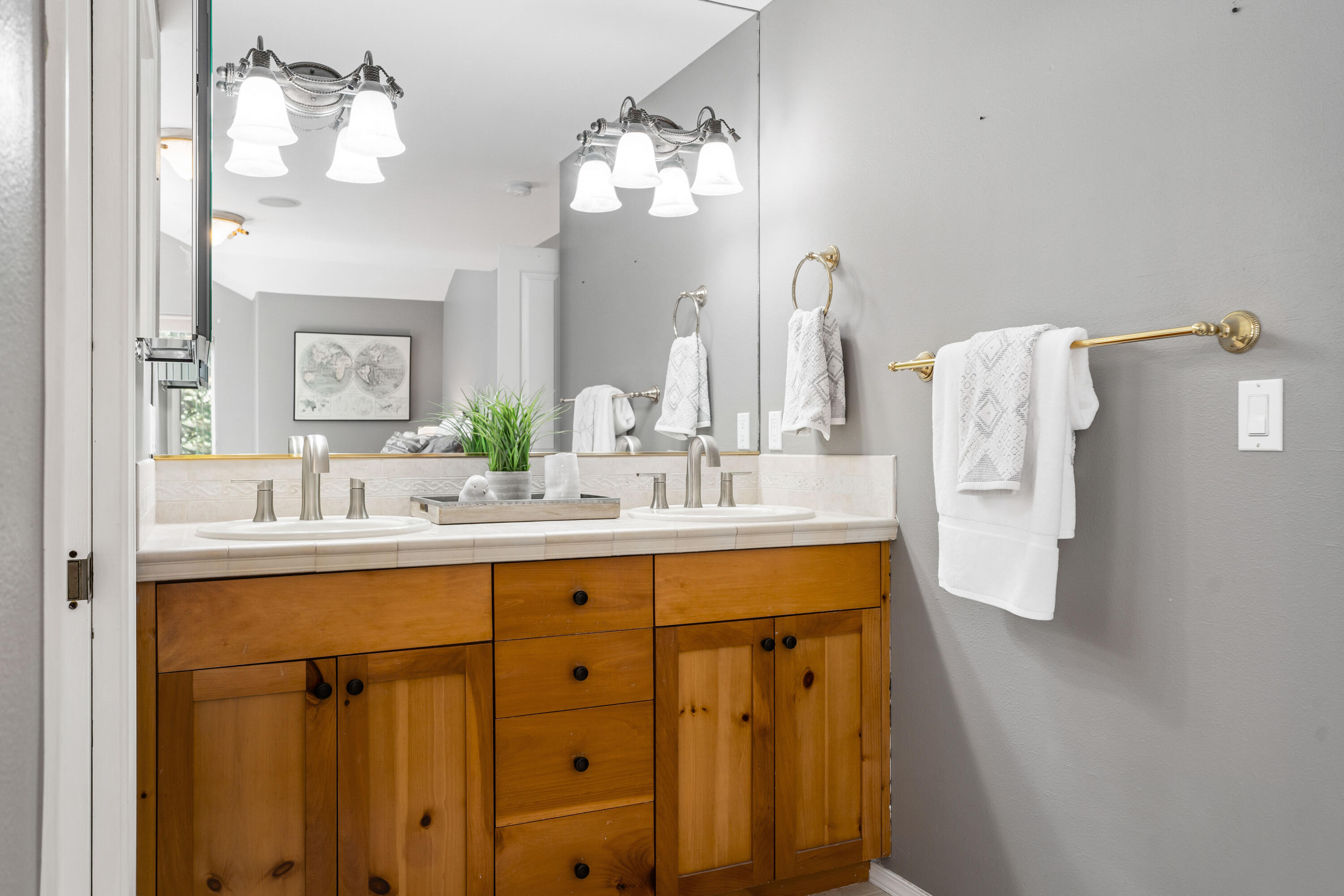 Eagle Crest - Residential