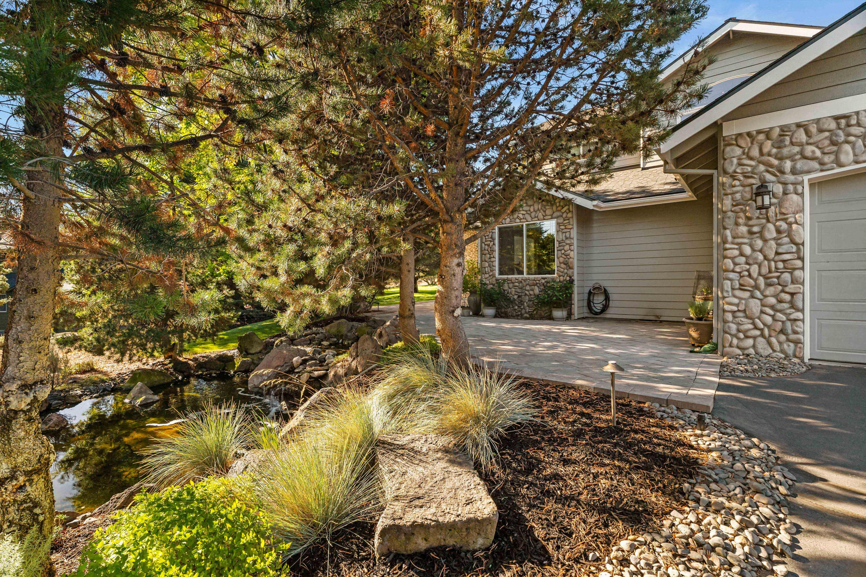 2605 Thrush Court