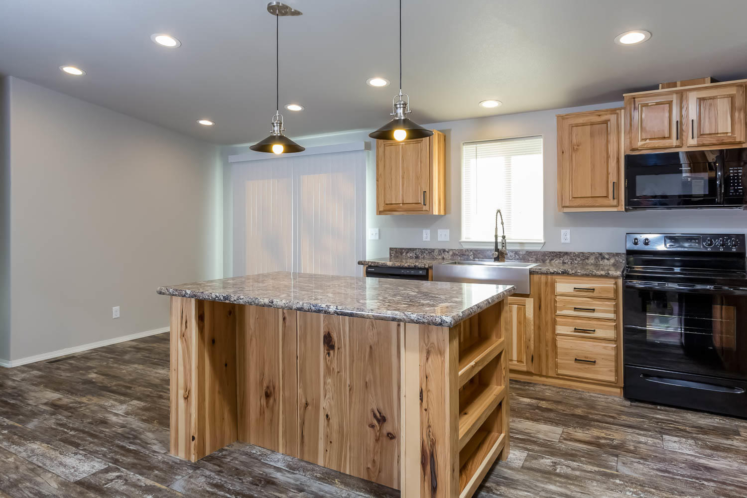 Sun Forest Estates - Residential