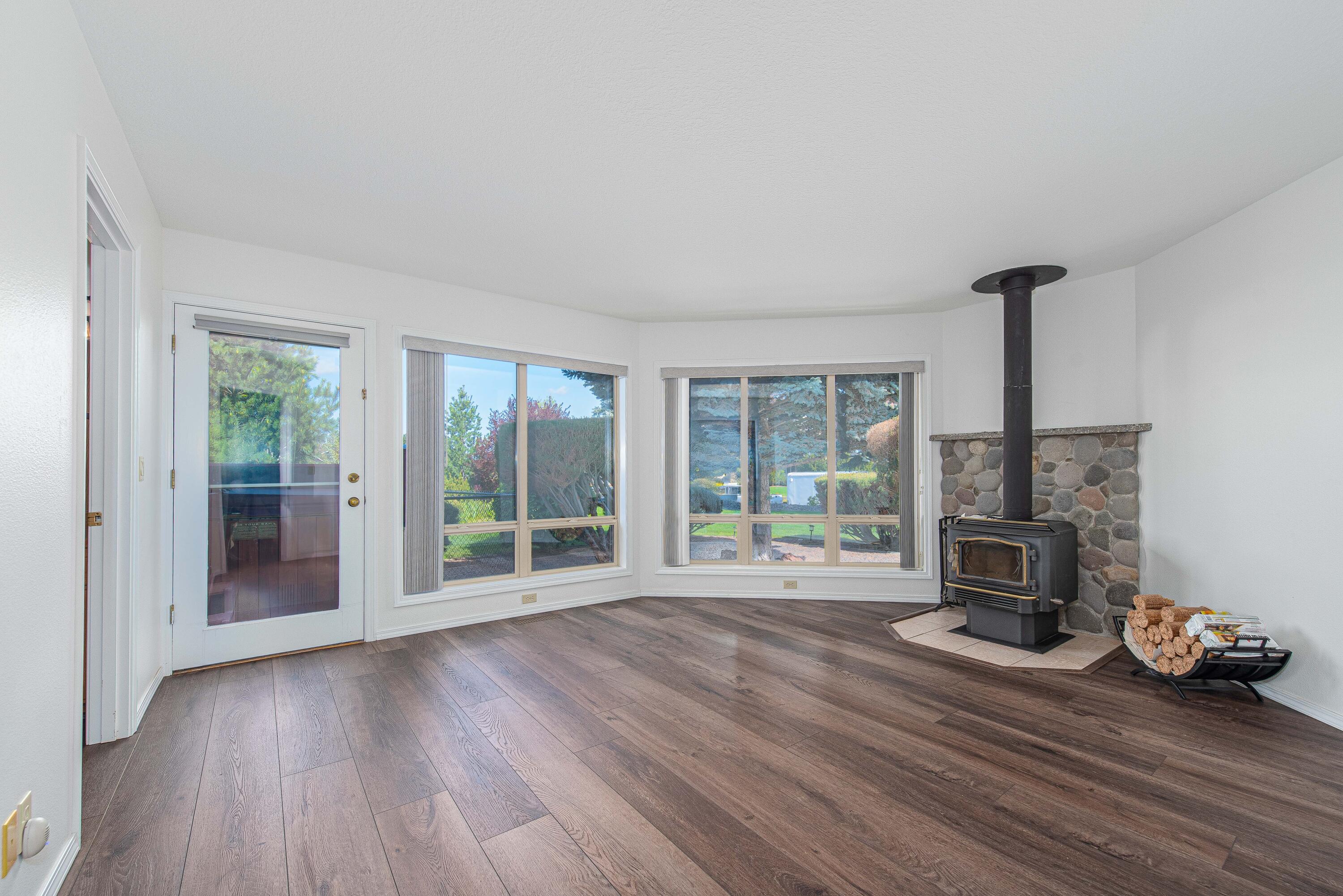 21445 Bradetich Loop