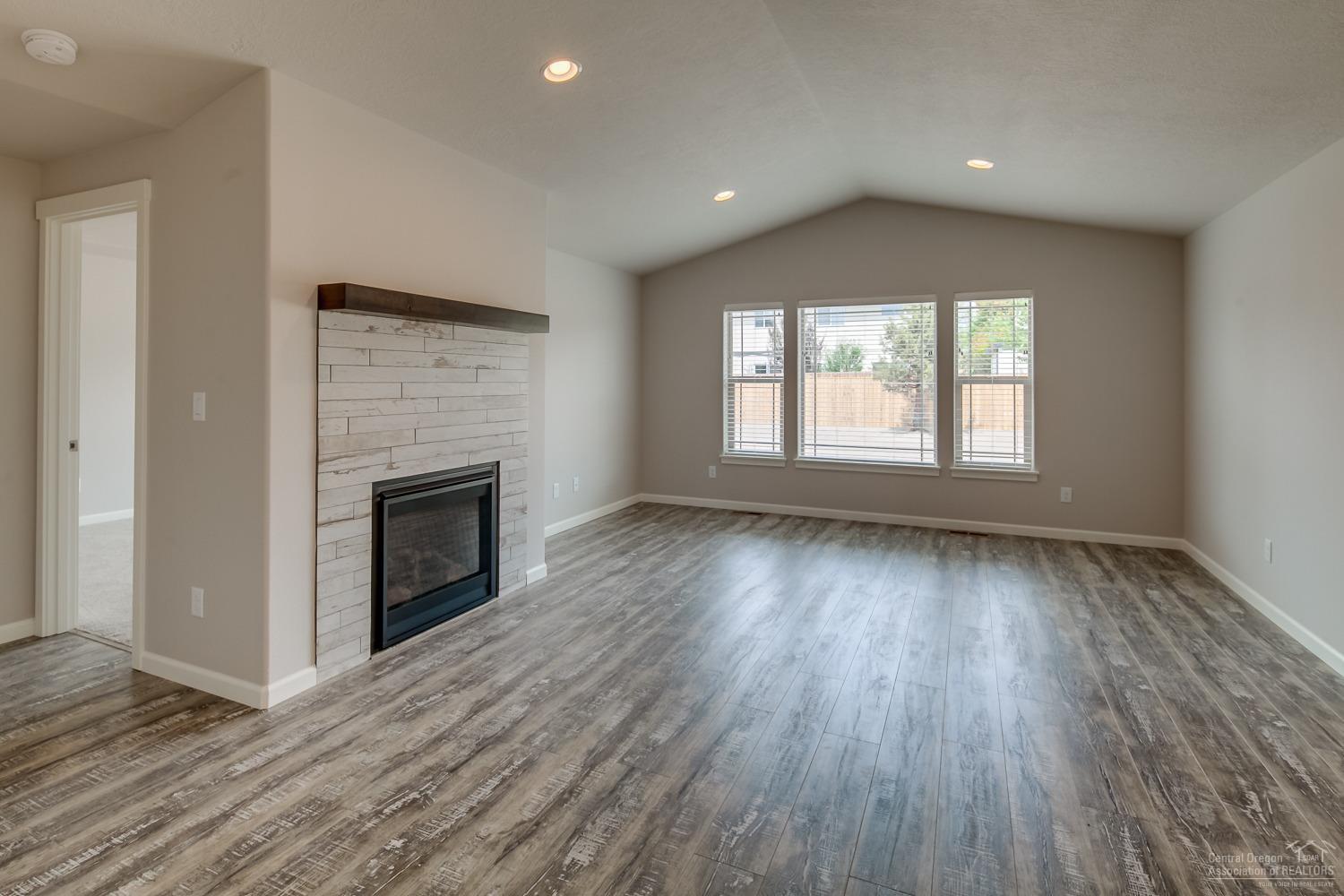 Canyon Crossing - Residential