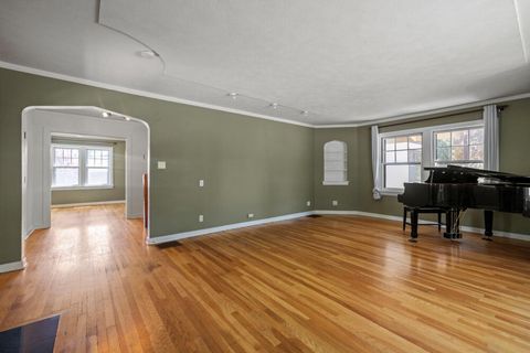 Tiny photo for 1540 Pacific Terrace, Klamath Falls, OR 97601 (MLS # 220217469)