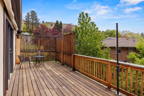 Tiny photo for 1540 Pacific Terrace, Klamath Falls, OR 97601 (MLS # 220217469)