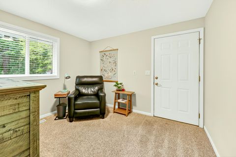 Tiny photo for 1230 Westmont Drive, Jacksonville, OR 97530 (MLS # 220219949)