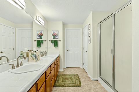 Tiny photo for 1230 Westmont Drive, Jacksonville, OR 97530 (MLS # 220219949)