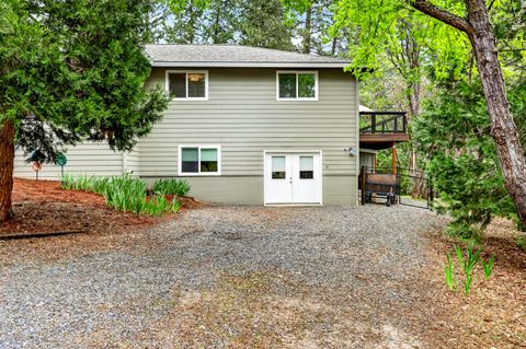 Tiny photo for 1230 Westmont Drive, Jacksonville, OR 97530 (MLS # 220219949)