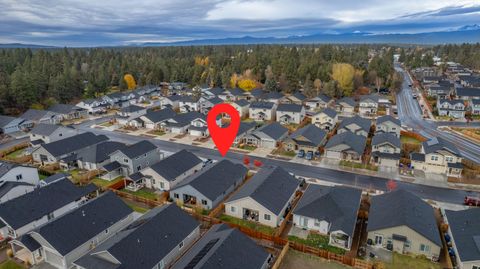 Tiny photo for 61366 SE Preston Street, Bend, OR 97702 (MLS # 220211528)
