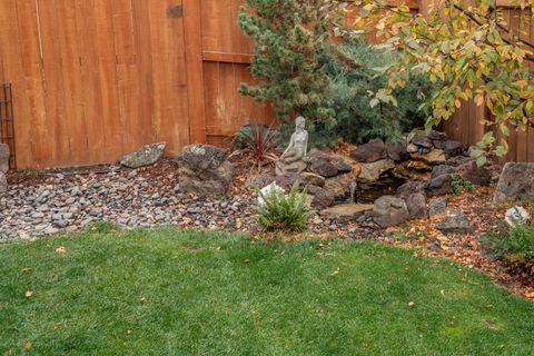 Tiny photo for 61366 SE Preston Street, Bend, OR 97702 (MLS # 220211528)