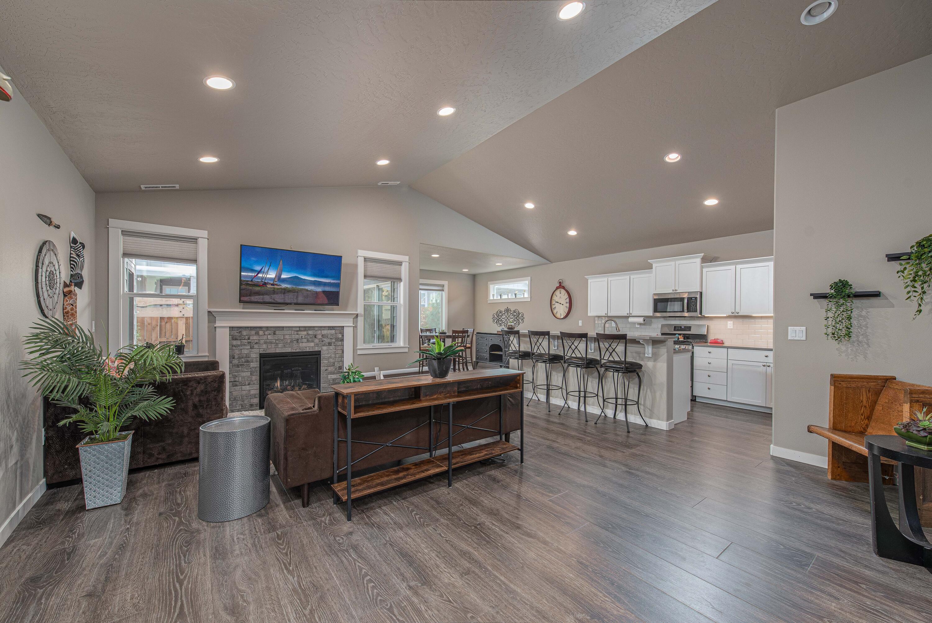 Arena Acres Phase 2 - Residential