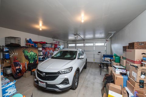 Tiny photo for 61366 SE Preston Street, Bend, OR 97702 (MLS # 220211528)