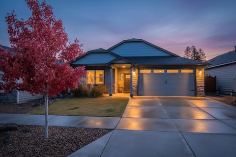 Tiny photo for 61366 SE Preston Street, Bend, OR 97702 (MLS # 220211528)