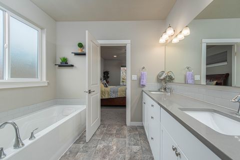 Tiny photo for 61366 SE Preston Street, Bend, OR 97702 (MLS # 220211528)