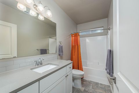 Tiny photo for 61366 SE Preston Street, Bend, OR 97702 (MLS # 220211528)