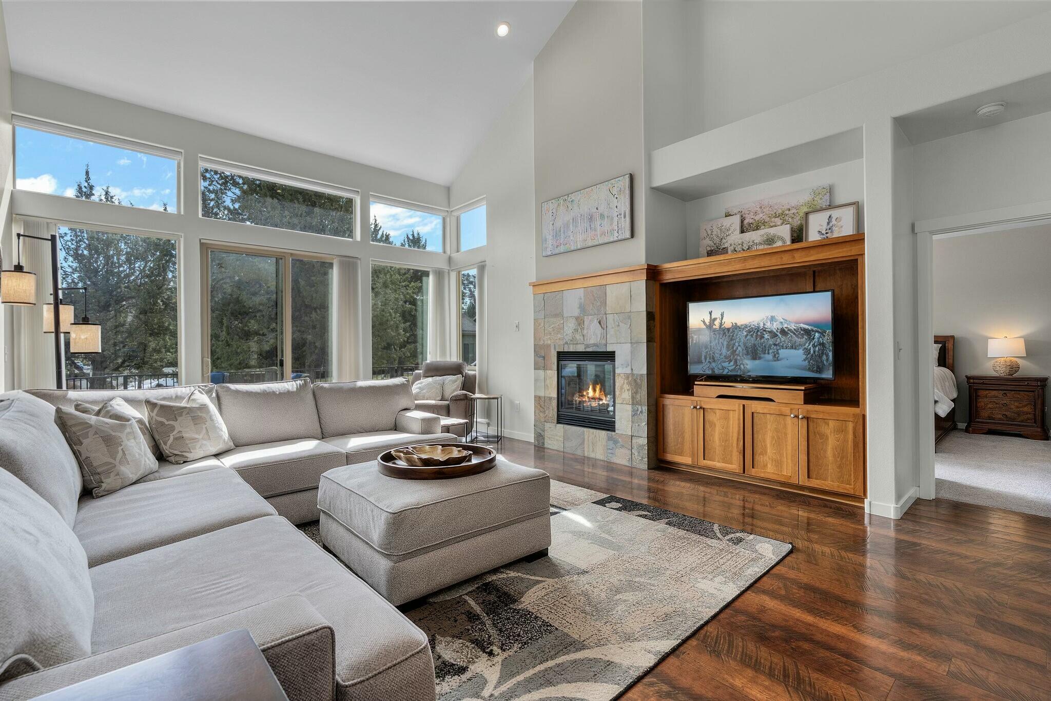 Eagle Crest - Residential