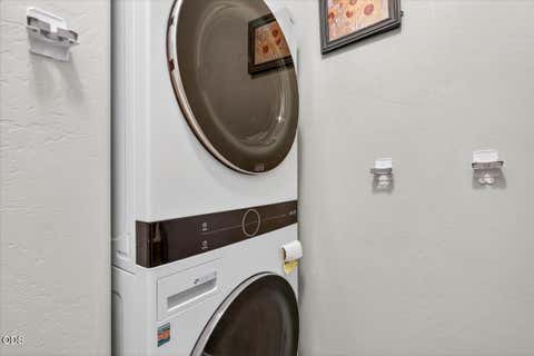Tiny photo for 106 Dunn Circle, Ashland, OR 97520 (MLS # 220222661)